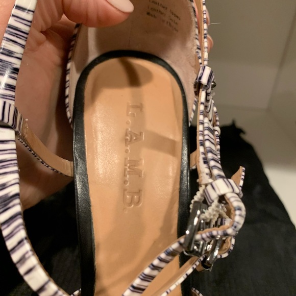 Black and white L.A.MB. 4” Heels - Picture 6 of 10